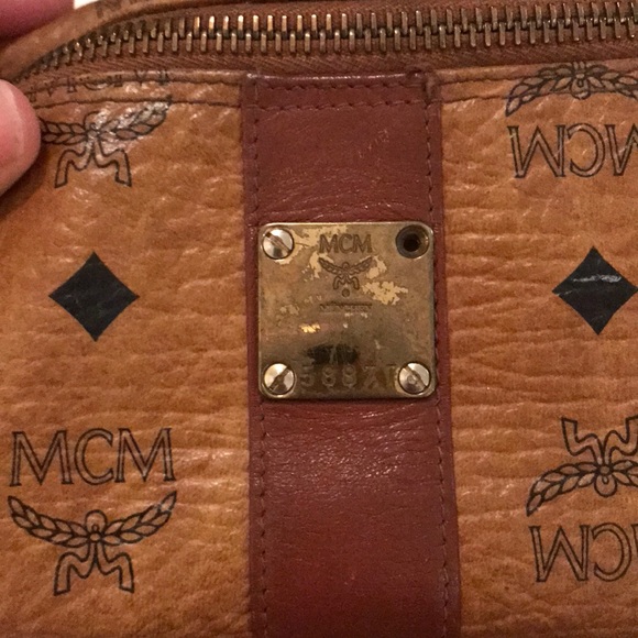 Vintage MCM fanny pack - Picture 2 of 4